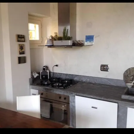 Piscina, Relax E Arte 公寓 佛罗伦萨